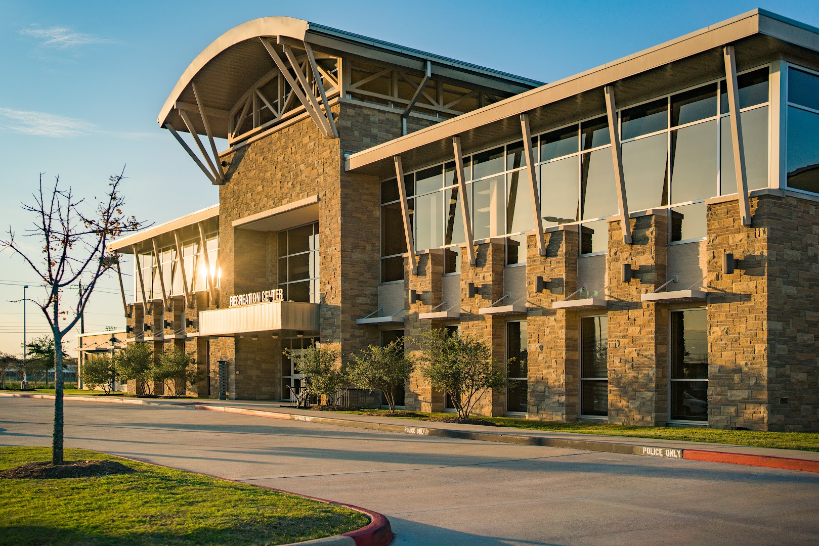 Pearland Recreation Center & Natatorium in Pearland, TX