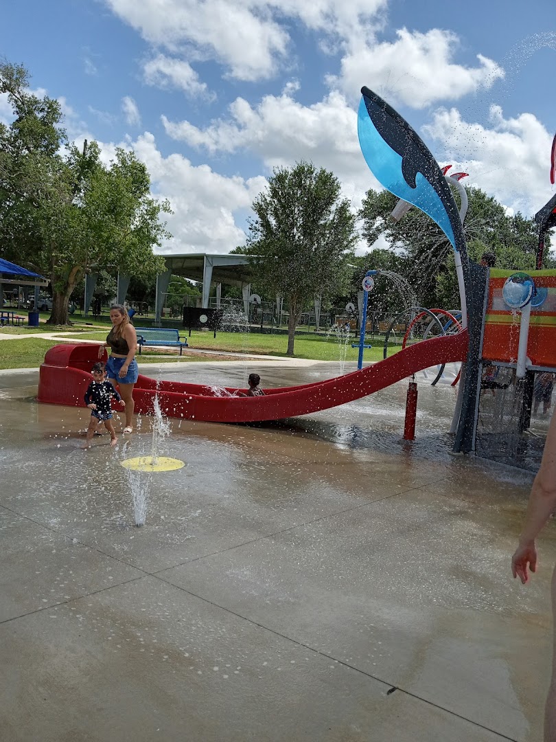 Travis Park in Rosenberg, TX