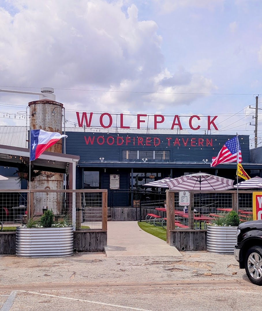 Wolf Pack Woodfired Tavern in Sealy, TX